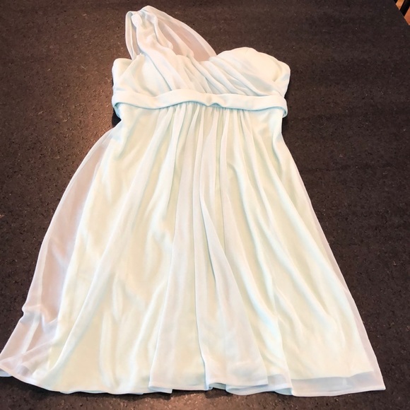 David’s Bridal gorgeous sea foam green dress 👗 - Picture 2 of 5
